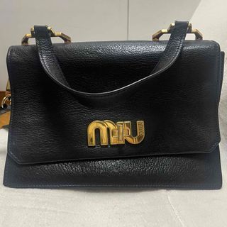 ミュウミュウ(miumiu)のMIUMIU バッグ(ショルダーバッグ)