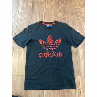 adidas - アジダスTシャツ