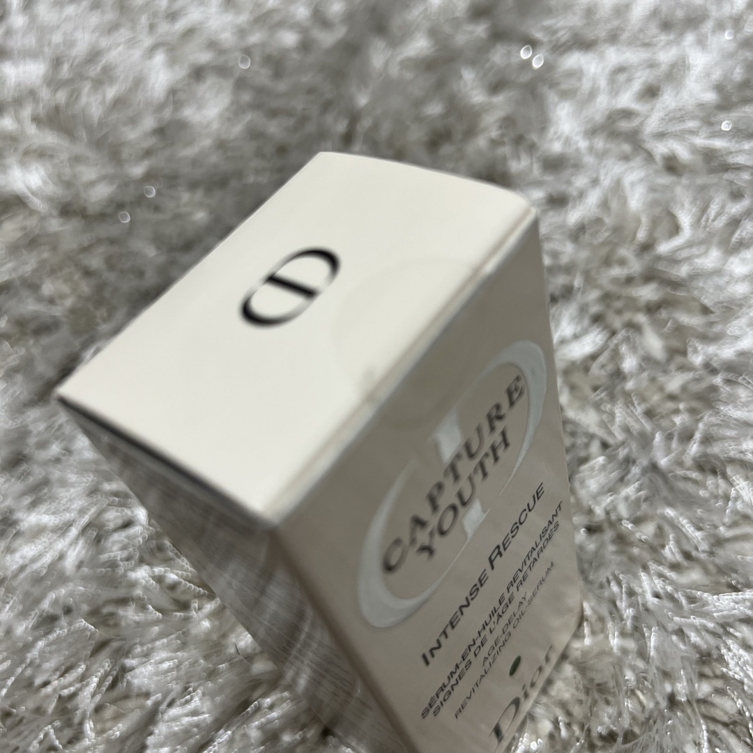 Christian Dior(クリスチャンディオール)のディオール カプチュール ユース インテンス R オイル 30ml コスメ/美容のスキンケア/基礎化粧品(美容液)の商品写真