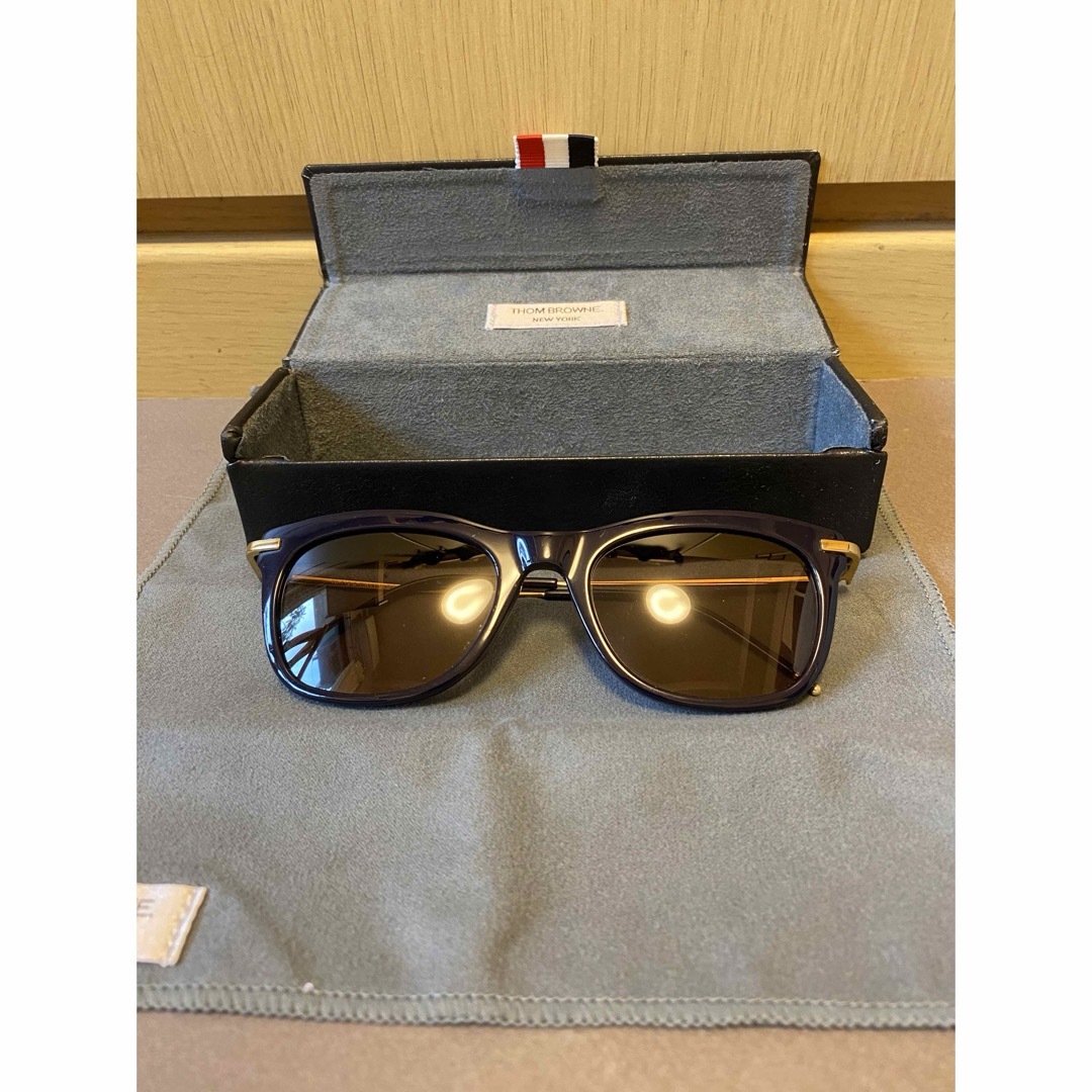 THOM BROWNE - 正規 Thom Browne. トムブラウン サングラスの THOM BROWNE - 正規 Thom Browne. トムブラウン サングラスの