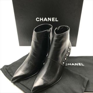 CHANEL - 美品 CHANEL シャネル ココマーク シルバー ボタン レザー ヒール ショート ブーツ ブラック レディース a3093