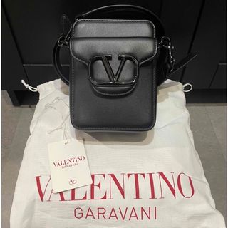 ヴァレンティノ(VALENTINO)のVALENTINO GARAVANI ヴァレンティノ レザー クロスボディバッグ(ショルダーバッグ)