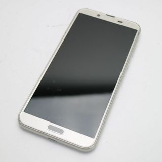 アクオス(AQUOS)のSH-01L AQUOS sense2 シャンパンゴールド  M111(スマートフォン本体)