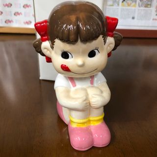 80年代当時もの☆ペコちゃん陶器製の首振り貯金箱☆箱入り完品☆レアアイテム