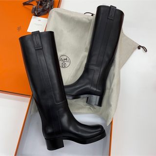 Hermes - 新品未使用　HERMESエルメス　ロングブーツ 《ホース》　ブラック　黒　