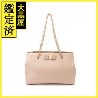 フェラガモ(Ferragamo)のフェラガモ ヴァラリボン チェーントート 【473】(トートバッグ)