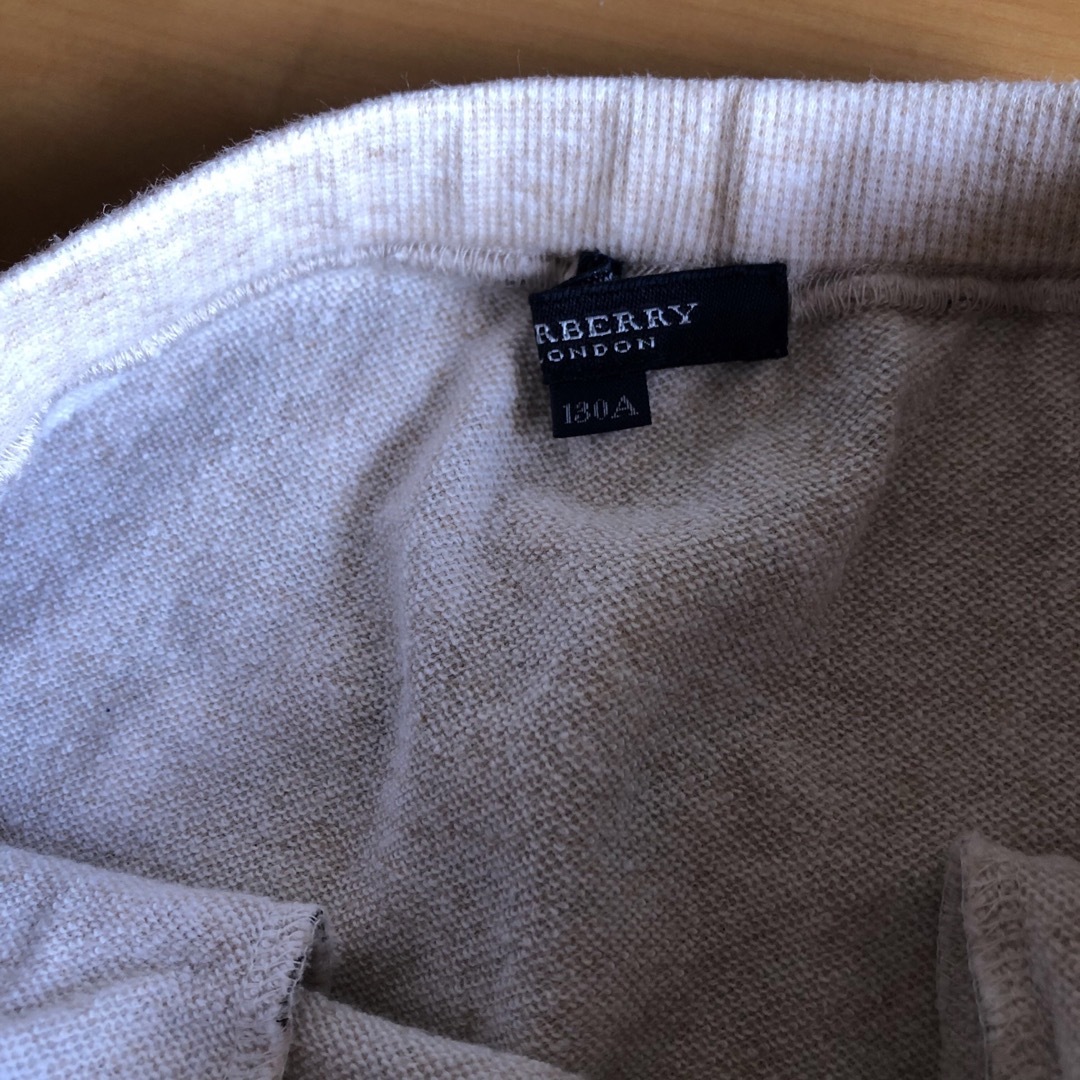 BURBERRY(バーバリー)のバーバリー　キッズ　スカート キッズ/ベビー/マタニティのキッズ服女の子用(90cm~)(スカート)の商品写真