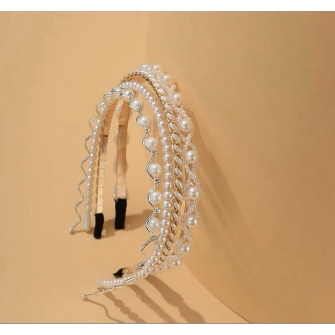 ヘアアクセサリー 4点セット 新品 髪飾り ヘッドドレス キャバドレス パール レディースのヘアアクセサリー(カチューシャ)の商品写真
