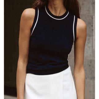 ザラ(ZARA)のZARA  コントラストトリム プレーン ニットトップス(その他)