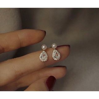 ダイヤモンド雫　ピアス(ピアス)