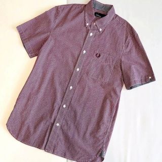 フレッドペリー(FRED PERRY)のメンズ　FREDPERRY(フレッドペリー)シャツ半袖　コットン100 着用少(シャツ)