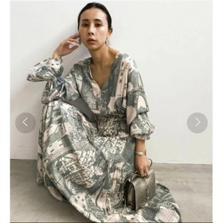 アメリヴィンテージ(Ameri VINTAGE)のAMERI vintage TOWN VOLUME GATHER DRESS (ロングワンピース/マキシワンピース)