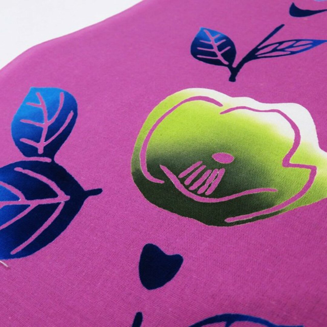 夏物 反物 浴衣 着物 未仕立て 新古品 木綿 カジュアル 花模様 椿 梅紫色 多色 きもの北條 A1014-8 レディースの水着/浴衣(浴衣)の商品写真