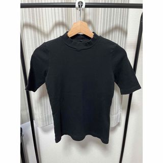 ユニクロ(UNIQLO)のTシャツ 半袖 ブラック UNIQLO ユニクロ 黒 半袖Tシャツ(Tシャツ(半袖/袖なし))