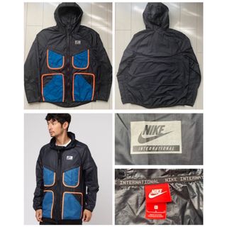 ナイキ(NIKE)の美品 NIKE international nylon black jkt XL(マウンテンパーカー)