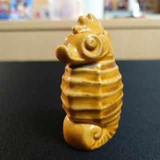 タツノオトシゴ　陶器　焼き物　置物　手作り　ハンドメイド(インテリア雑貨)