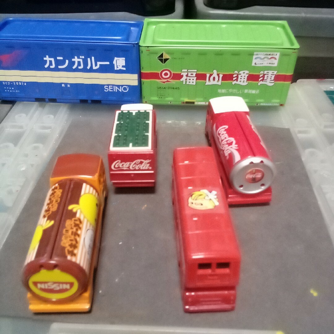 Takara Tomy(タカラトミー)のトミカ 　日清食品アドカー / コカ・コーラ　イベントカー エンタメ/ホビーのおもちゃ/ぬいぐるみ(ミニカー)の商品写真
