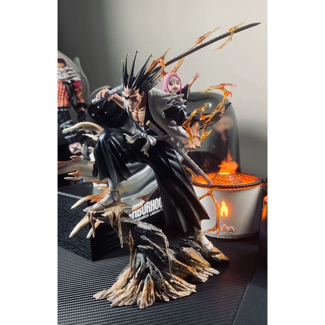 BLEACH ブリーチ 更木剣八 やちる Break ガレージキット BLEACH ブリーチ 更木剣八 やちる Break ガレージキット