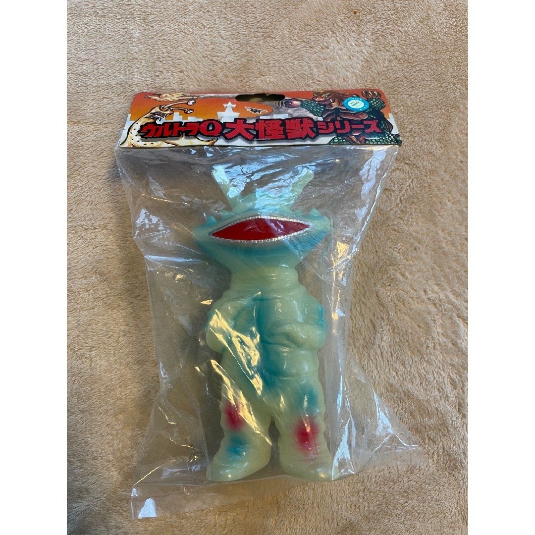 U.S.TOYS カネゴン 蓄光 限定品 ウルトラ怪獣 ソフビ フィギュア U.S.TOYS カネゴン 蓄光 限定品 ウルトラ怪獣 ソフビ フィギュア
