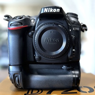 ニコン(Nikon)のNikon ニコン D7200ボディ＋MB-D15☆美品☆オプション多数(デジタル一眼)