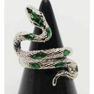 【フリーサイズ】カラー光石　スネーク　リング　指輪　グリーン　蛇　ヘビ　へび(リング(指輪))