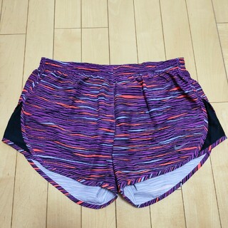 NIKE - 【美品】ナイキNIKEレディースランニングパンツ ジョギングパンツ Mサイズ 紫