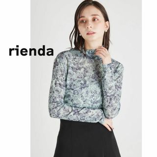 リエンダ(rienda)のrienda　リエンダ　カットソー　ハイネック　長袖　緑　花柄　バラ　グリーン(カットソー(長袖/七分))