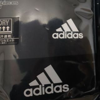 2枚　170サイズ　adidas　アディダス　黒　Tシャツ(Tシャツ/カットソー(半袖/袖なし))