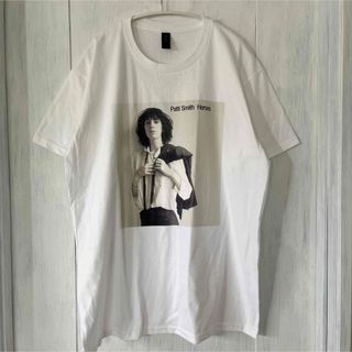 ギルタン(GILDAN)のPatti Smith / Horses  /XLサイズ(Tシャツ/カットソー(半袖/袖なし))