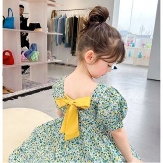 【春にぴったり】花柄 半袖 ワンピース 120cm バックリボン 女の子 子供服(ワンピース)