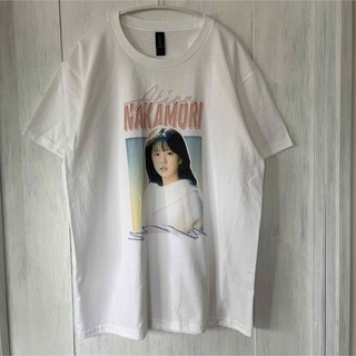 ギルタン(GILDAN)のAkina NAKAMORI / Lサイズ/ ホワイト(Tシャツ/カットソー(半袖/袖なし))