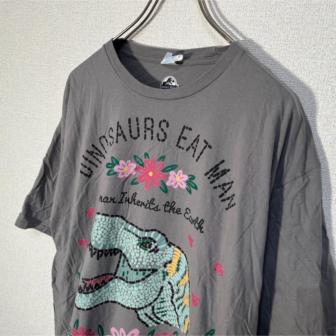 【ポートアンドカンパニー】半袖Tシャツ　は虫類　ワニ　花柄　グレー　恐竜29 メンズのトップス(Tシャツ/カットソー(半袖/袖なし))の商品写真