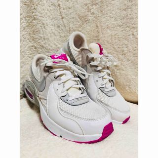 ナイキ(NIKE)のNike AIR MAX EXCEE レディース　スニーカー　23.5 美品(スニーカー)