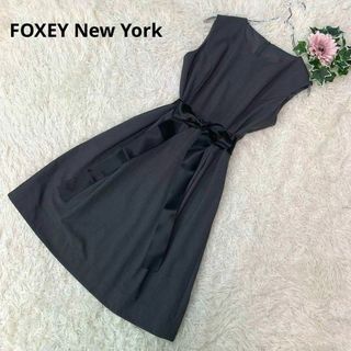 フォクシー(FOXEY)のB244. フォクシーニューヨーク【ロングワンピース】グレースタキシード リボン(ロングワンピース/マキシワンピース)