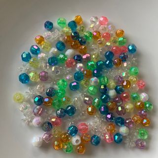 プラスチックビーズ150粒