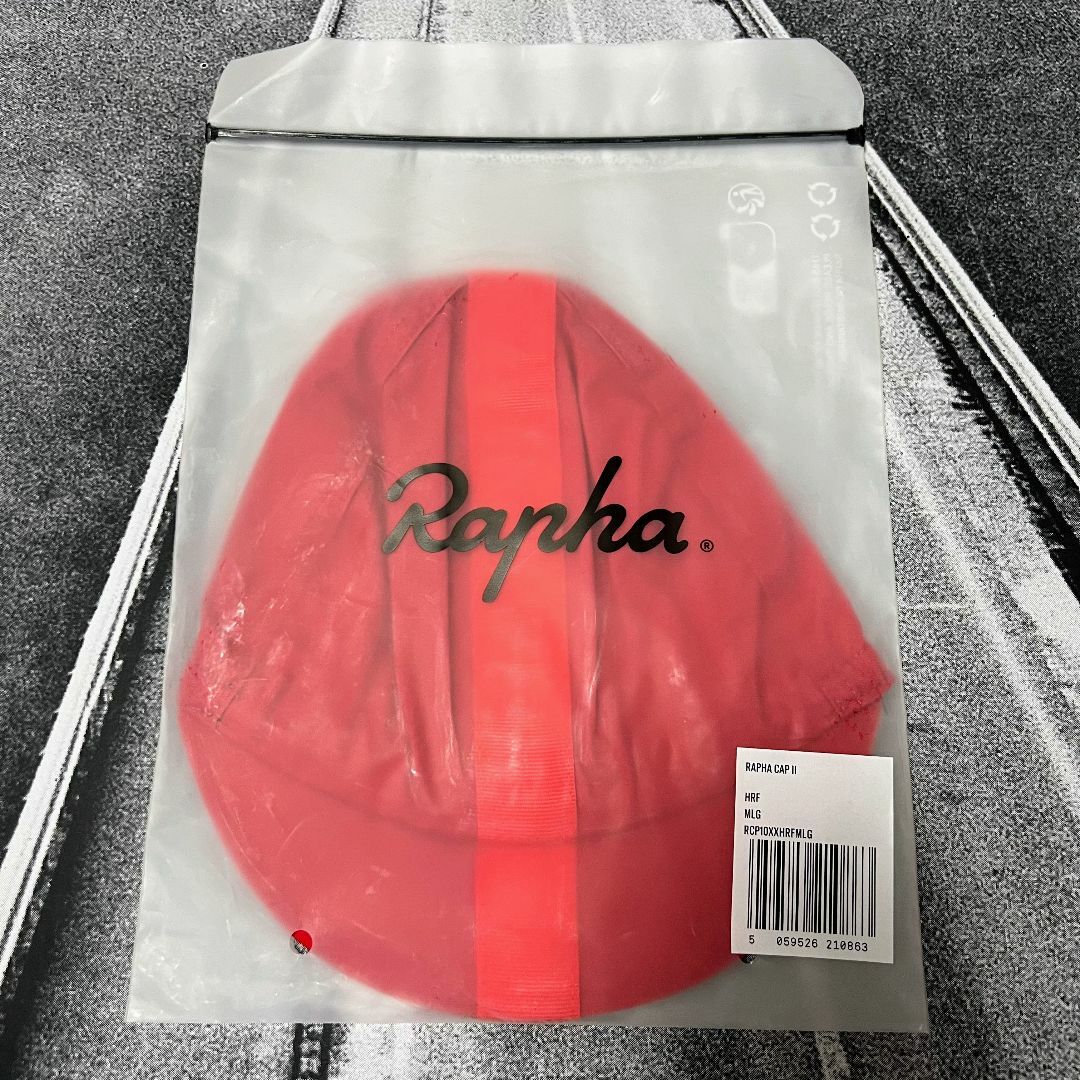 新品 Rapha キャップ Ⅱ M/Lサイズ (JP 58-64cm) レッド スポーツ/アウトドアの自転車(ウエア)の商品写真