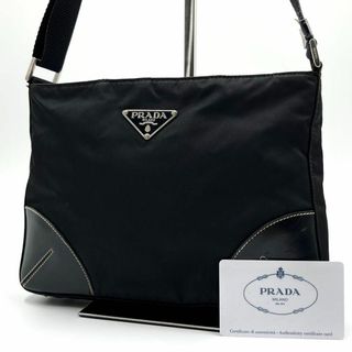 プラダ(PRADA)の✨美品✨プラダ ショルダーバッグ カメラバッグ 三角プレート ナイロン ブラック(ショルダーバッグ)