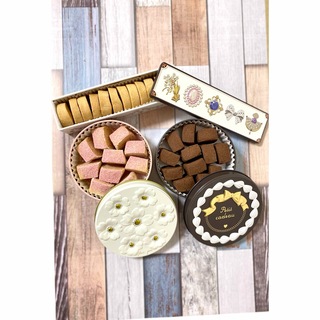 発酵バターのクッキー3缶セット　ギフト　プレゼント　贈答　母の日(菓子/デザート)