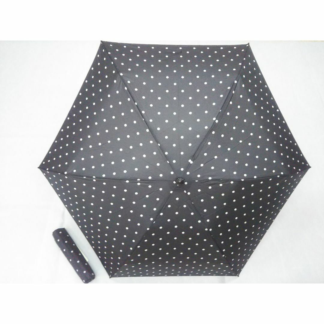 折りたたみ傘　超軽量　レディース  雨傘　カーボン　水玉　ブラック　新品 レディースのファッション小物(傘)の商品写真