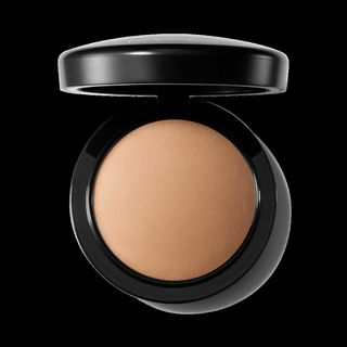 クリスチャンディオール(Christian Dior)のMAC　ミネラライズ スキンフィニッシュ/ナチュラル　ミディアムダーク(フェイスパウダー)