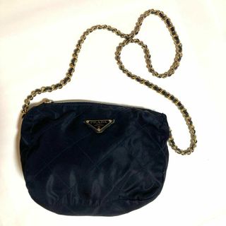 プラダ(PRADA)の美品　金具ピカピカ　PRADA チェーンショルダー　キルティング　三角ロゴ(ショルダーバッグ)