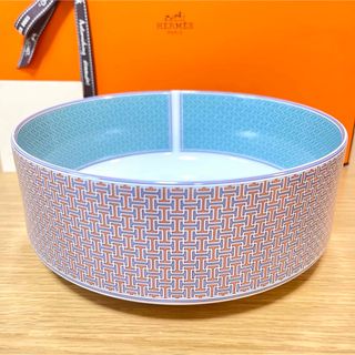 エルメス(Hermes)の【極美品】エルメス　タイ・セット　サラダボウル　18.5cm(食器)