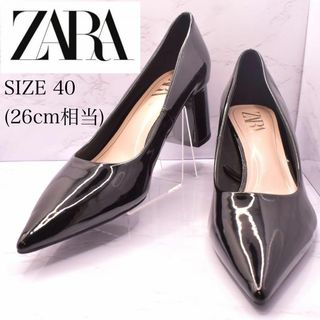 ザラ(ZARA)の【美品】ZARA 黒　ブラック　エナメルパンプス　26(ハイヒール/パンプス)