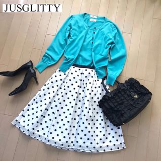 ジャスグリッティー(JUSGLITTY)のJUSGLITTY ふんわりドット❤︎お出かけスカート 紺 白 黒 アルページュ(ひざ丈スカート)