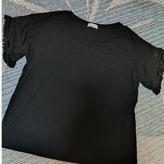 E hyphen world gallery - ブラックカットソー Tシャツ