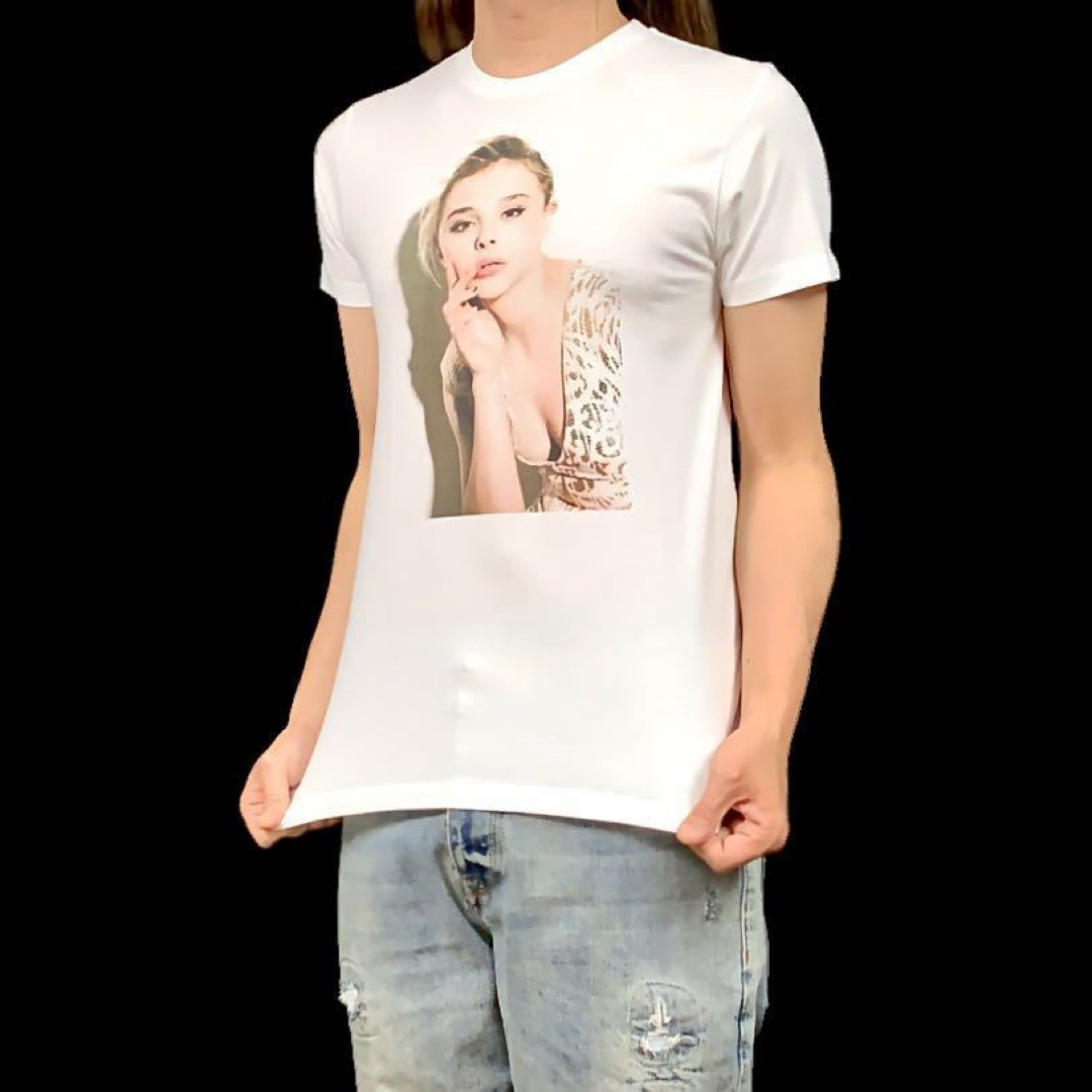 新品 クロエモレッツ キックアス ヒットガール ハリウッド映画 女優 Tシャツ メンズのトップス(Tシャツ/カットソー(半袖/袖なし))の商品写真
