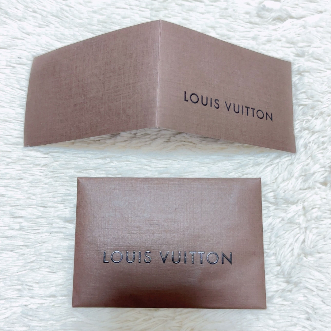 LOUIS VUITTON(ルイヴィトン)のLOUIS VUITTON ルイヴィトン　封筒　メッセージカード　4点セット インテリア/住まい/日用品のインテリア小物(その他)の商品写真