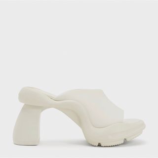 チャールズアンドキース(Charles and Keith)のチャールズ＆キース Leila レイラ オープントゥミュール （Cream）(ミュール)