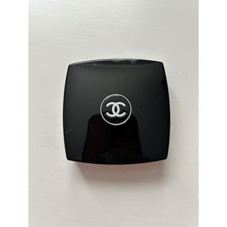 シャネル(CHANEL)のCHANEL シャネル レ キャトル オンブル  可愛い　オフィス　ブラウン(アイシャドウ)