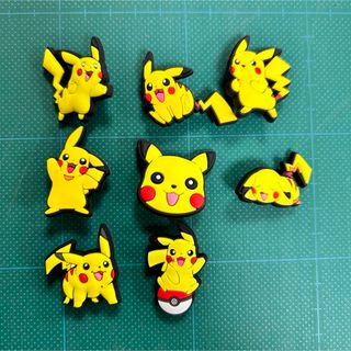 【8個セット】ポケモン　ジビッツ　シューズチャーム　ピカチュウ　サトシ(キャラクターグッズ)